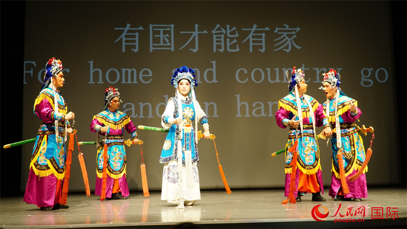 經(jīng)典唱段《花木蘭》。人民網(wǎng) 蔣曉辰攝