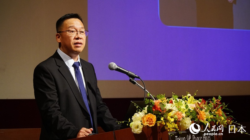 中汽中心副總經(jīng)理周華致辭。人民網(wǎng) 蔣曉辰攝