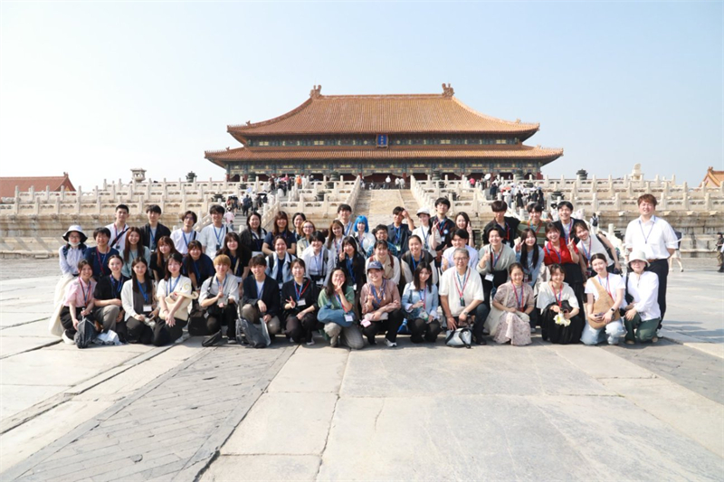訪華團一行參觀故宮。北京市人民對外友好協(xié)會供圖