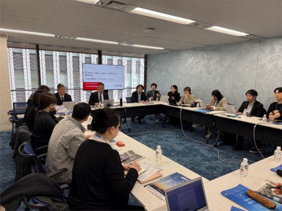 訪問日本朝日新聞社。中日韓合作秘書處供圖