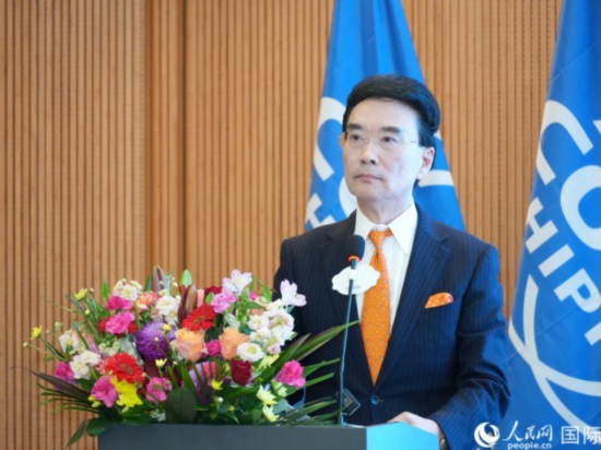 在日中國企業(yè)協(xié)會會長王家馴致辭。人民網(wǎng) 許可攝